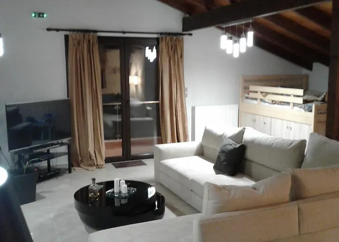 Le Attique Nea Iraklitsa