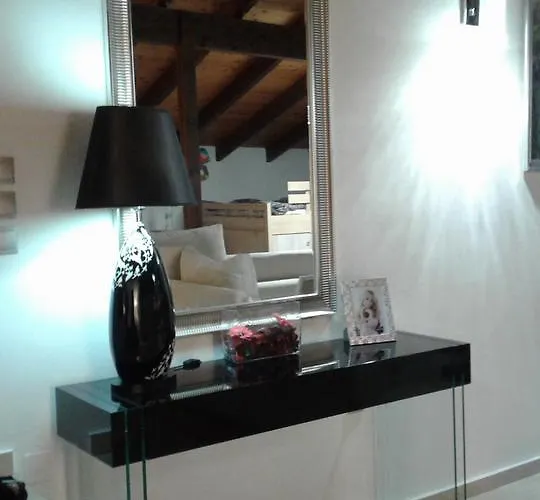 Vilă Le Attique Nea Iraklitsa